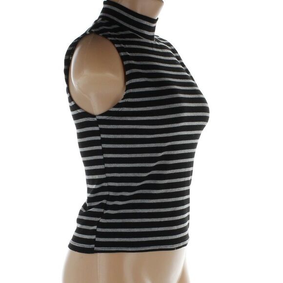 Poof New York Crop shirt NWT - Picture 2 of 9